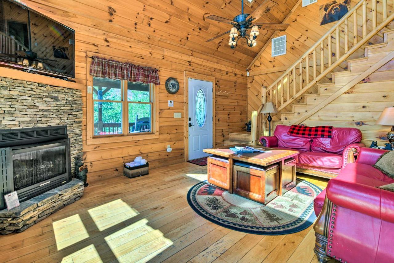 Bryson City Cabin Rental With Views And Hot Tub Exterior photo
