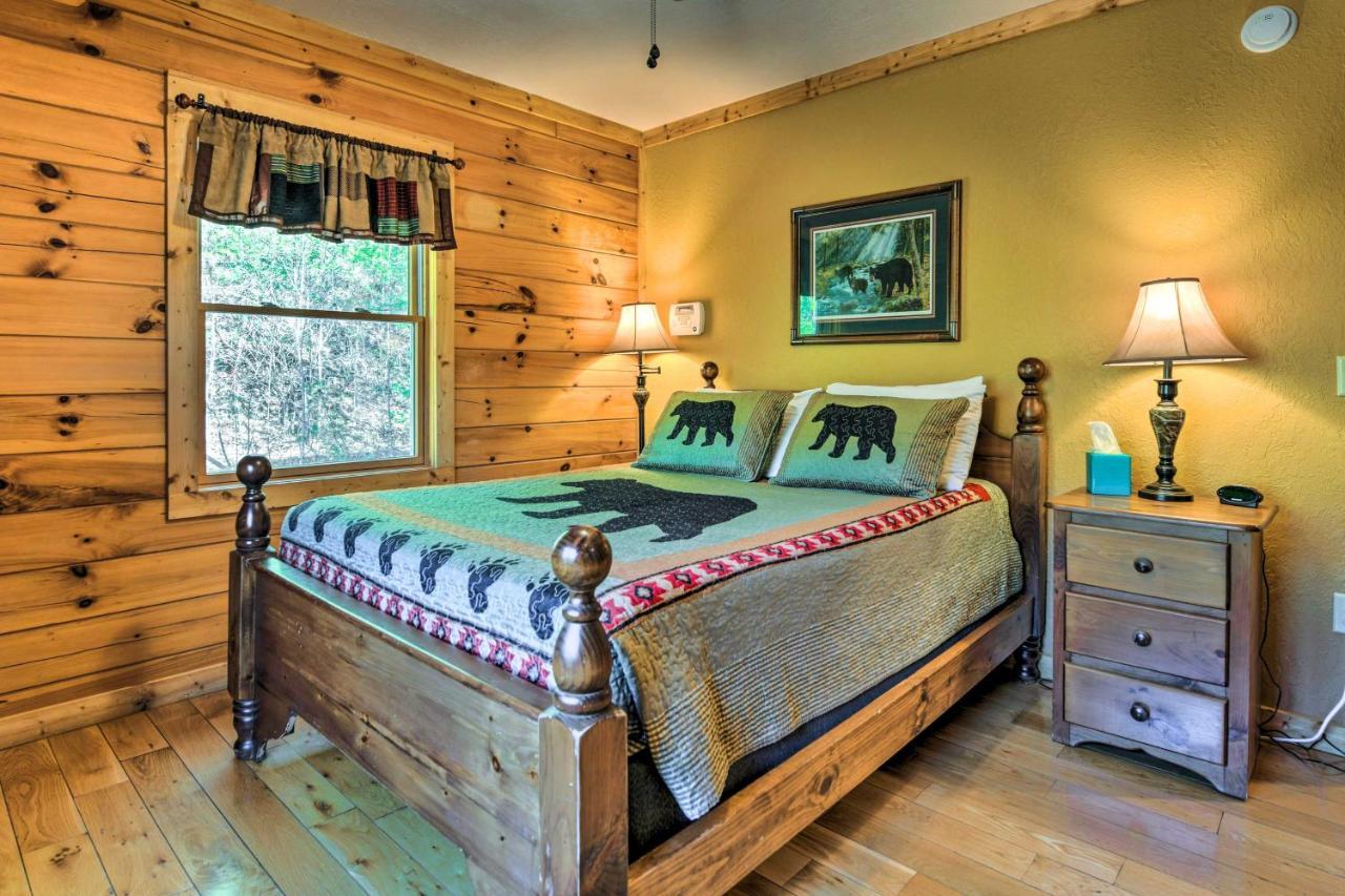 Bryson City Cabin Rental With Views And Hot Tub Exterior photo