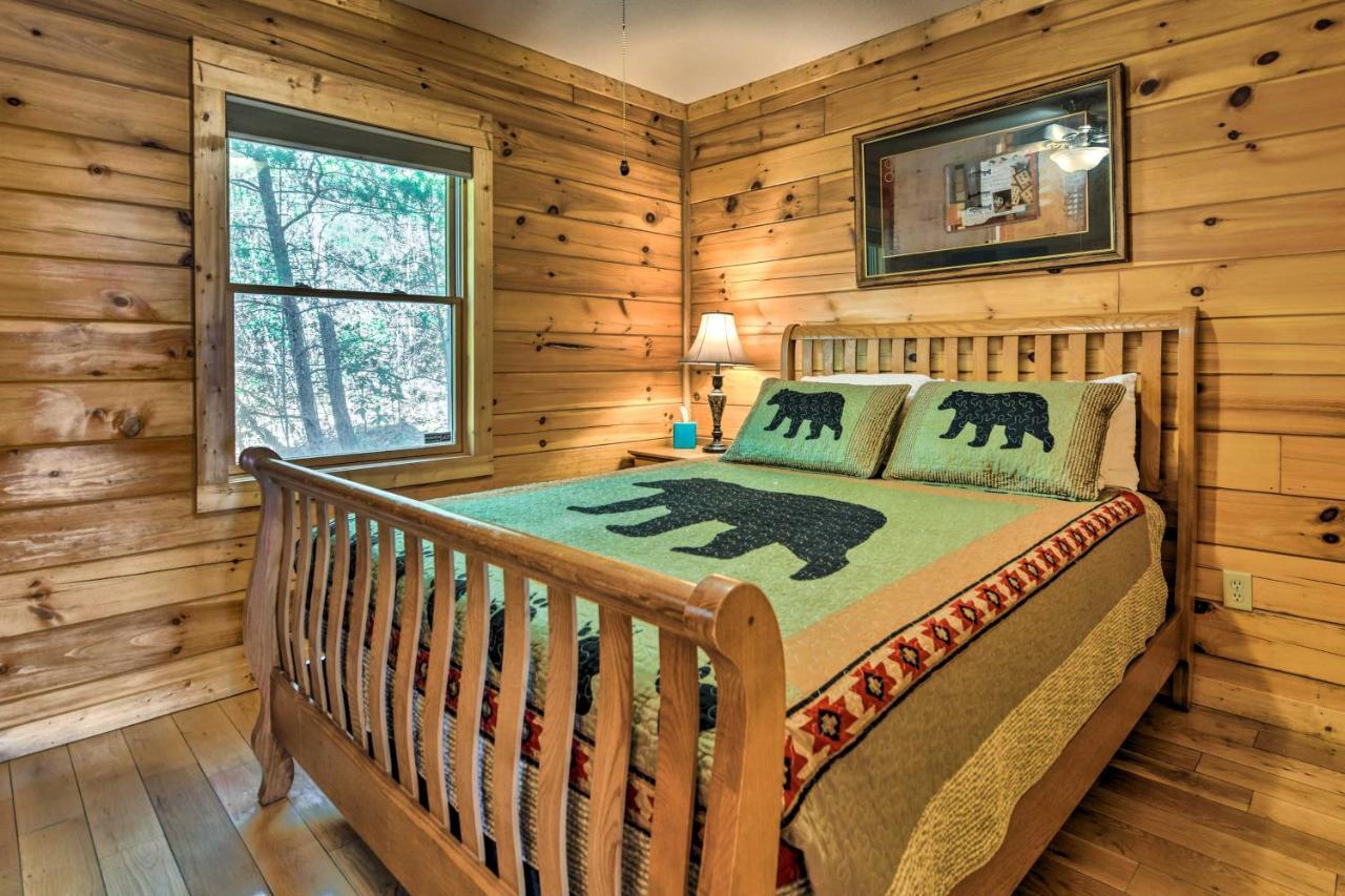 Bryson City Cabin Rental With Views And Hot Tub Exterior photo